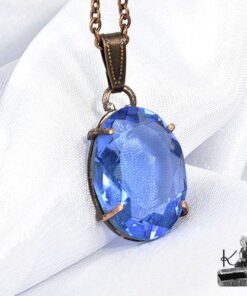 Pendentif Elial en cuivre avec une magnifique tanzanite