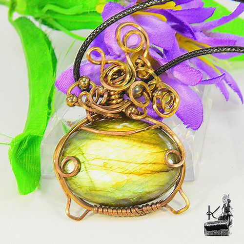 Pendentif Taram - chaudron en labradorite – Image 5