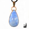 Pendentif Jarnae en cuivre avec une opale bleue