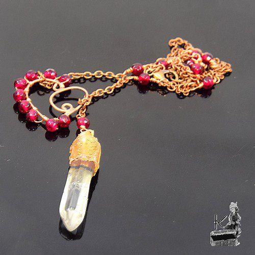 Collier lasso Shauna - cuivre et grenat – Image 9