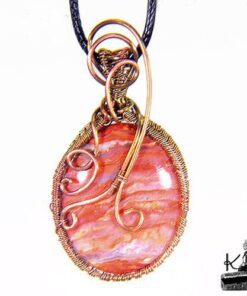 Pendentif Leika wire wrapped avec une opale caramel