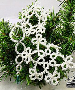 Décorations pour sapin en dentelle frivolité