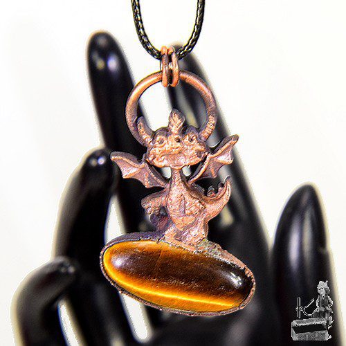 Pendentif Bendos – dragounet sur oeil de tigre – Image 5