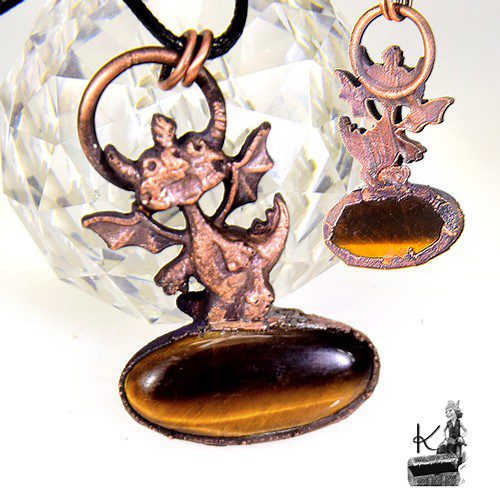Pendentif Bendos – dragounet sur oeil de tigre – Image 4