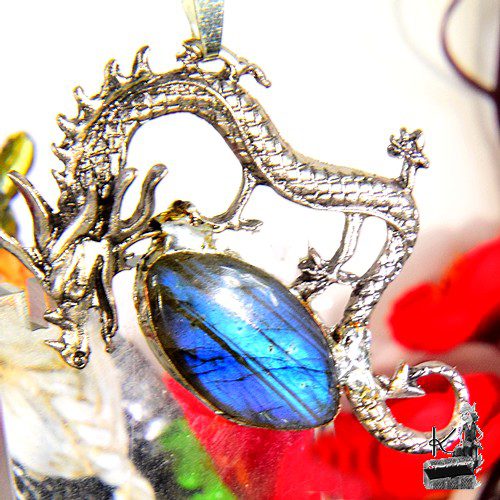 Pendentif Beldar - dragon avec sa labradorite – Image 4