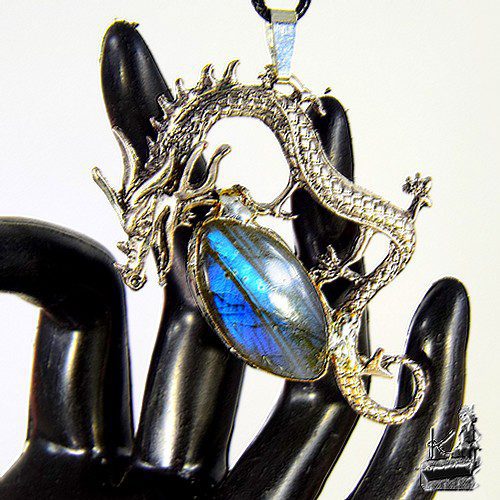 Pendentif Beldar - dragon avec sa labradorite – Image 2