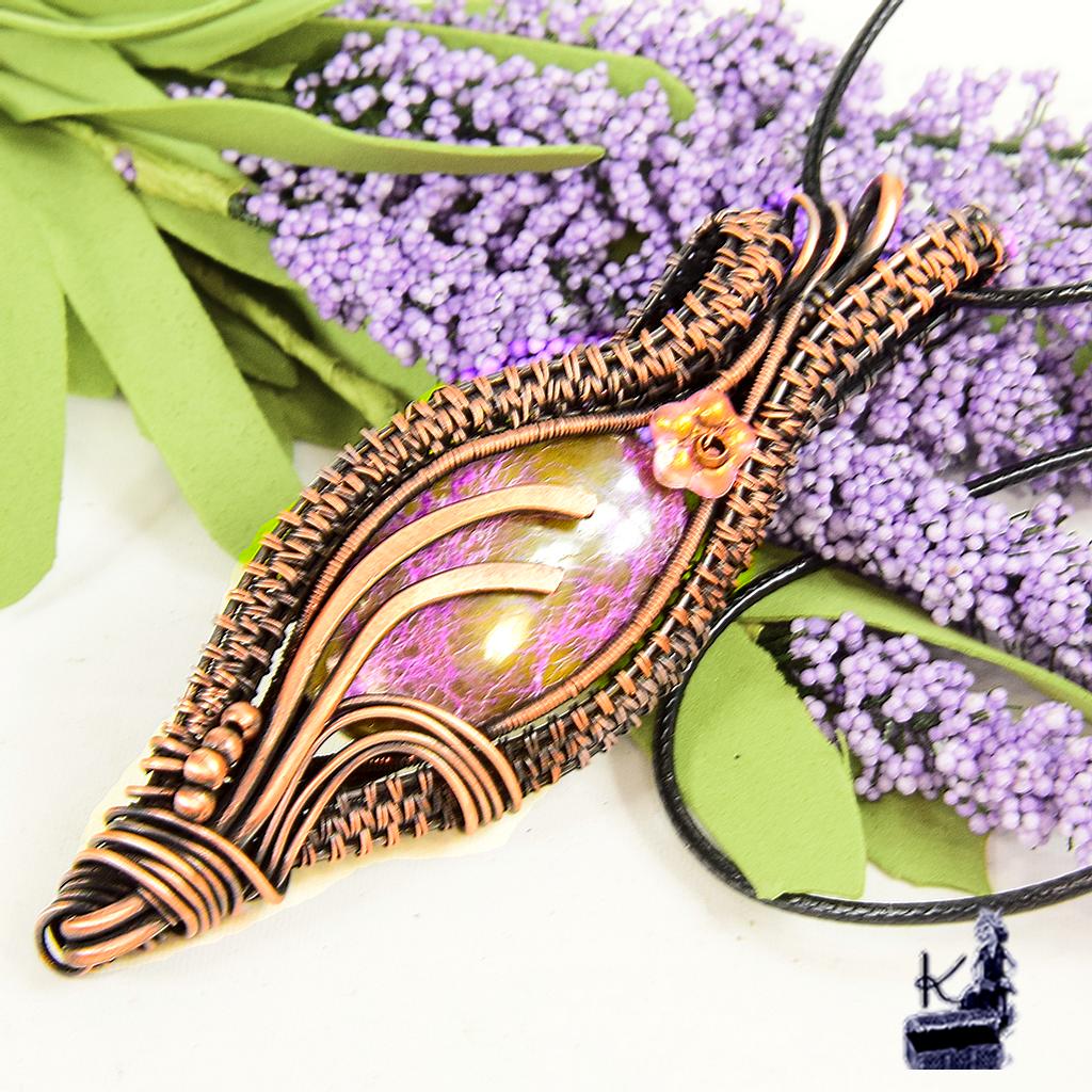 Pendentif Youna - atlantisite wire wrapped avec cuivre naturel – Image 4