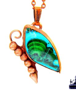 Papillon en cuivre avec chrysocolle malachite