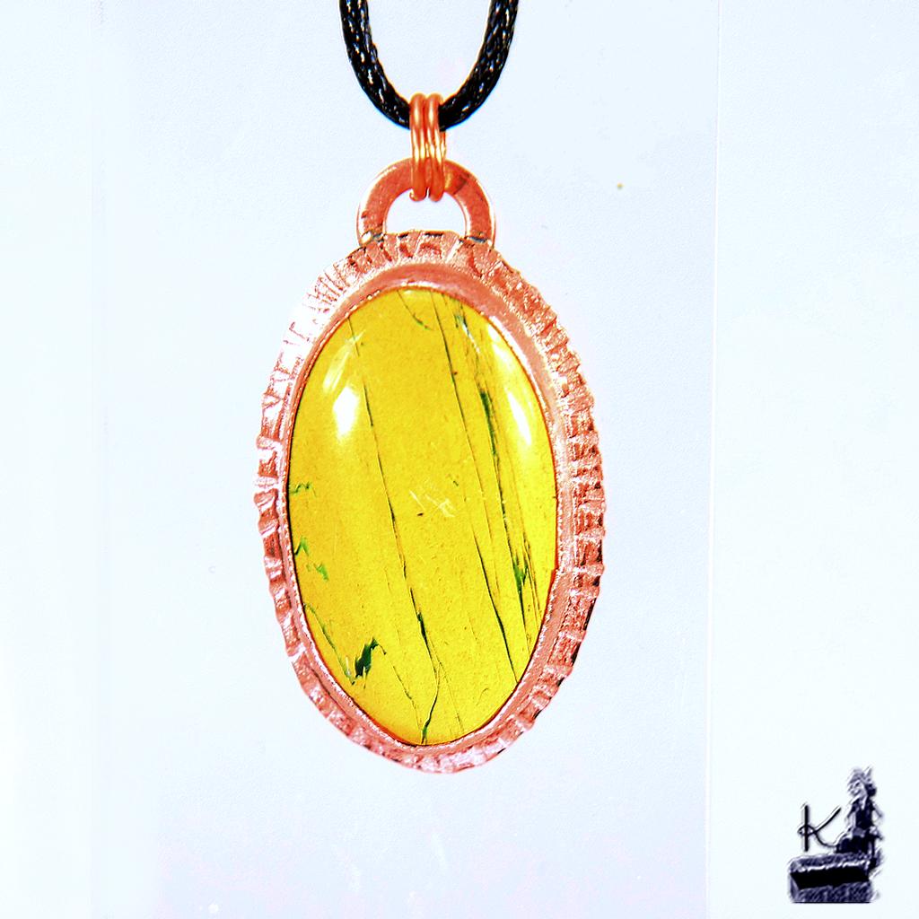 Pendentif Yvain en cuivre et mariposite