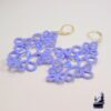Boucles d'oreille Fodla bleues en dentelle frivolité