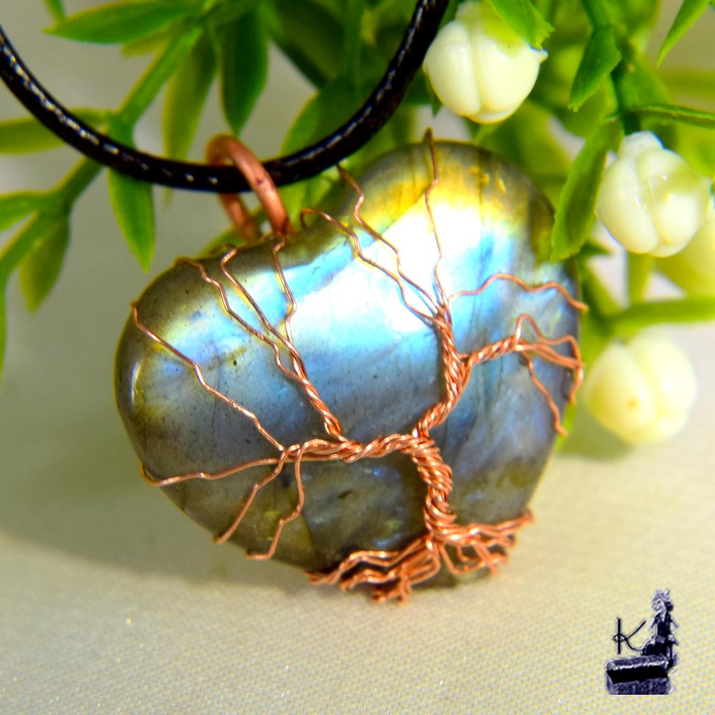 Pendentif Heilyn - coeur en labradorite et arbre de vie – Image 4