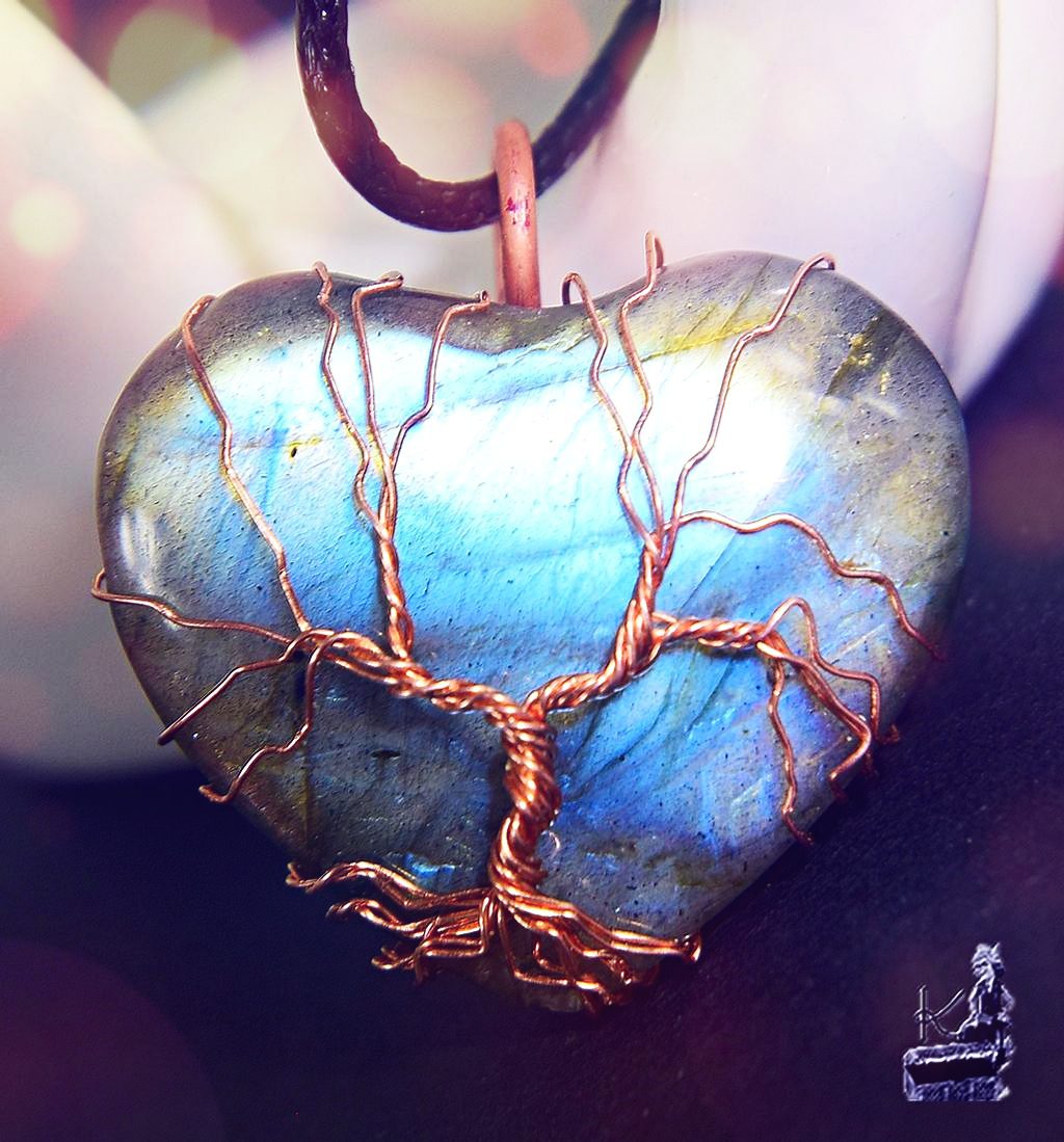 Pendentif Heilyn - coeur en labradorite et arbre de vie – Image 3