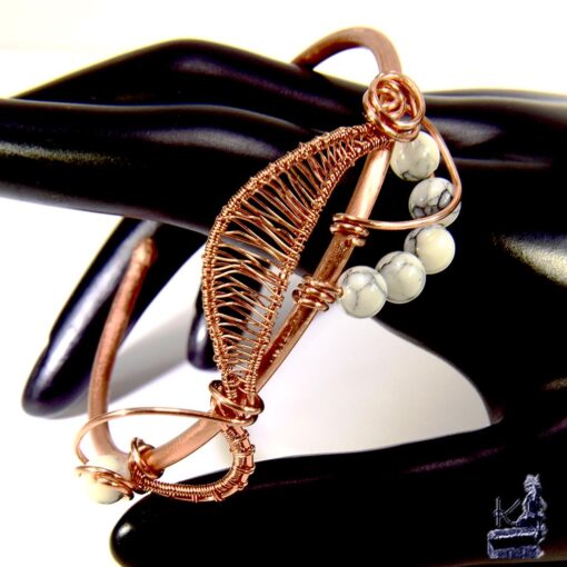 Bracelet jonc Treana en cuivre et en howlite