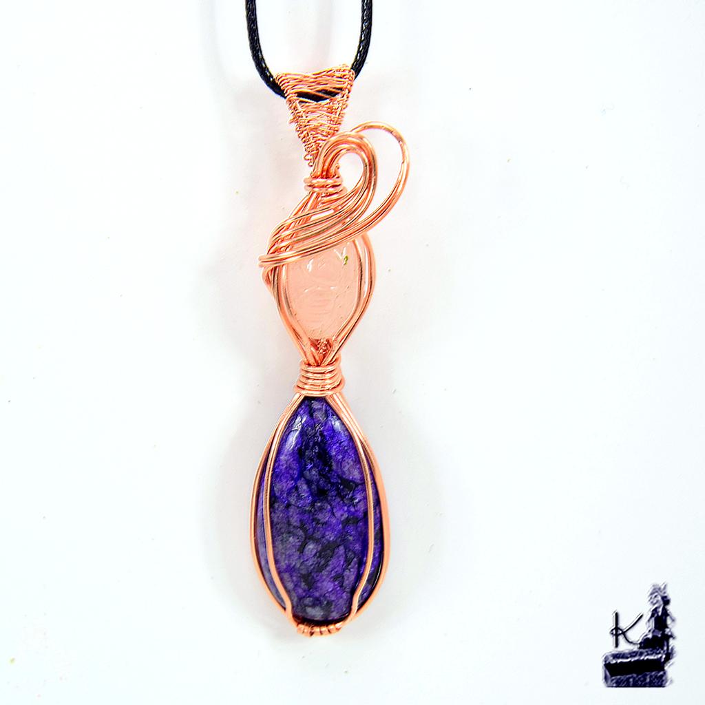 Pendentif Galla en cuivre avec charoite et quartz rose