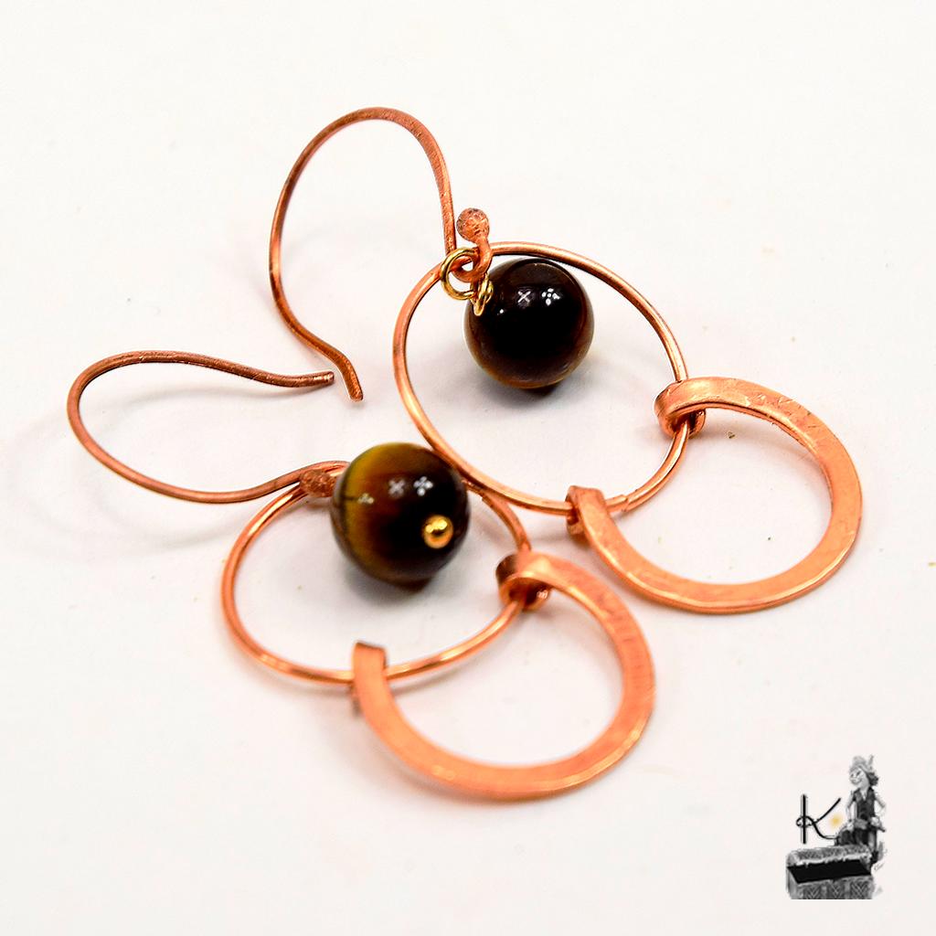 Boucles d'oreille Alvina - cuivre et oeil de tigre – Image 4