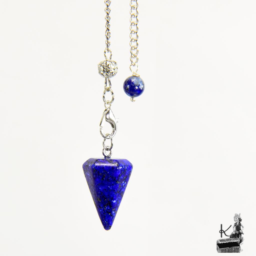 Pendule divinatoire conique en pierre naturelle de Lapis-Lazuli avec sa chaînette et sa pochette en toile de jute.