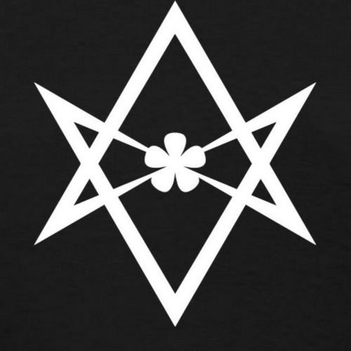 Aleister Crowley, le célèbre occultiste fondateur de la religion Thelema.