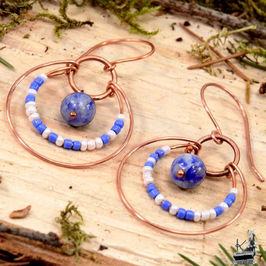 Boucles d'oreille Bega - cuivre et lapis lazuli – Image 6