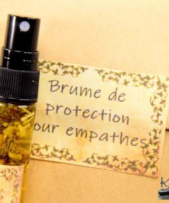 Flacon spray de 10 ml de brume de protection énergétique pour personnes empathes aux huiles essentielles de patchouli et de rue.