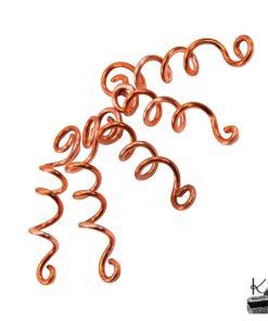 Lot de 5 épingles à cheveux spirales en cuivre façonné à la main par Le Trésor des Korriganes, accessoire de coiffure viking artisanal.