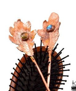 Alternative view of Duo d’Épingles à Cheveux en Cuivre électroformés et labradorite