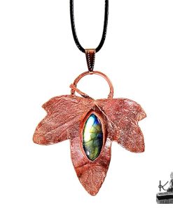 Pendentif Shayla - feuille de lierre electroformée et labradorite – Image 2