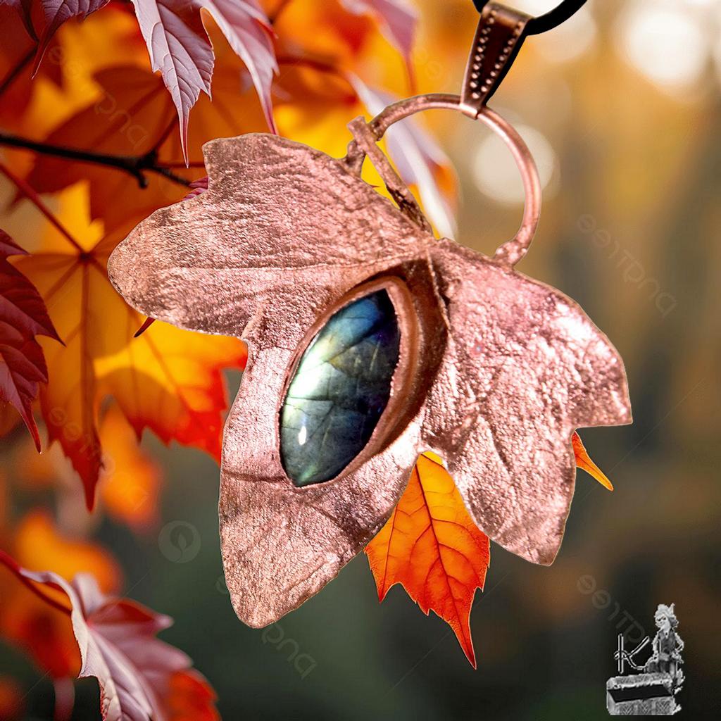 Pendentif Shayla - feuille de lierre electroformée et labradorite – Image 3