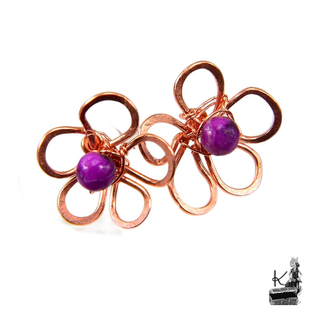 Boucles d’oreille tiges Rajen – cuivre naturel et sugilite – Image 2