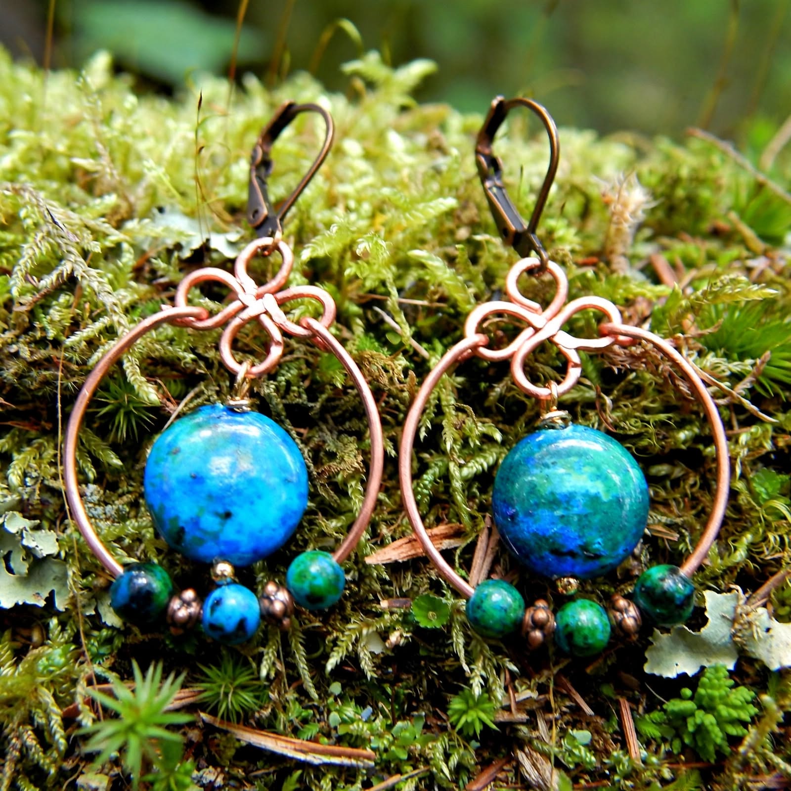 Boucles d'oreille Anaé - azurite chrysocolle et cuivre – Image 3