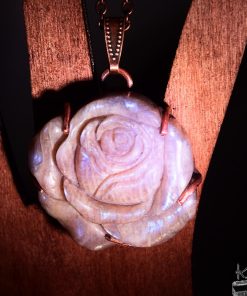 Pendentif Eglantine - pierre de lune sculptée main – Image 4