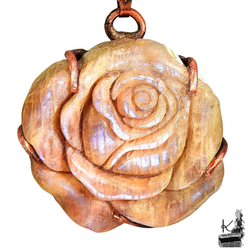 Pendentif Eglantine - pierre de lune sculptée main – Image 2