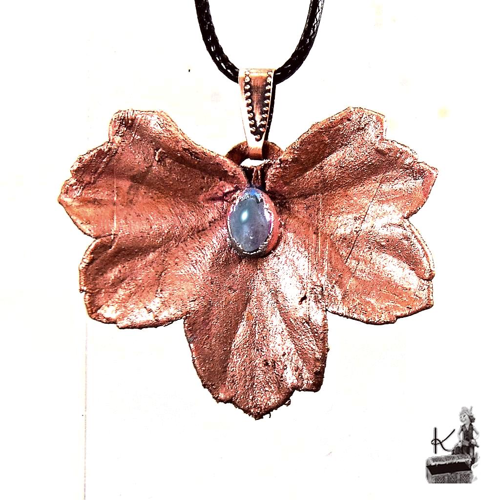 Pendentif Elian - feuille naturelle avec labradorite – Image 2