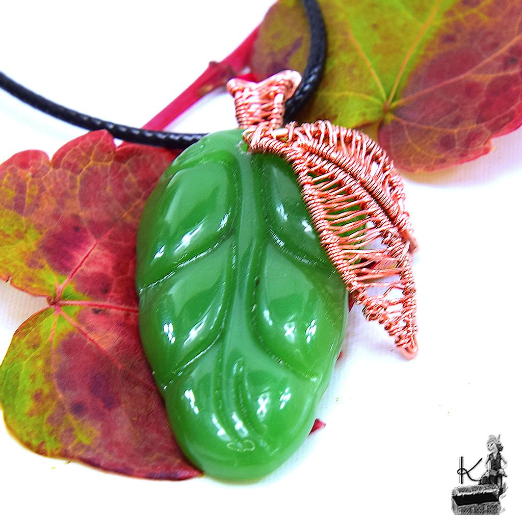 Pendentif Aelwen - Feuille de Jade – Image 3